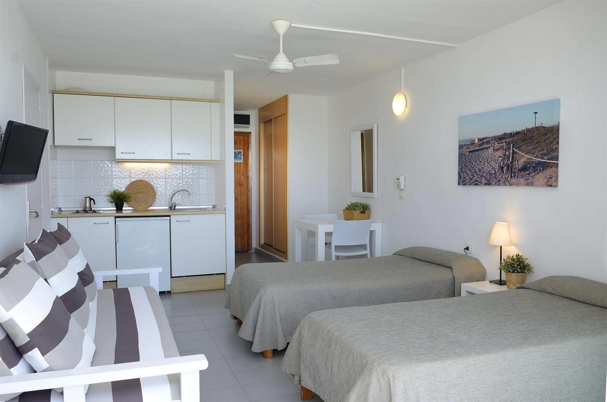 Apartamentos Sabina Playa La Savina  Εξωτερικό φωτογραφία