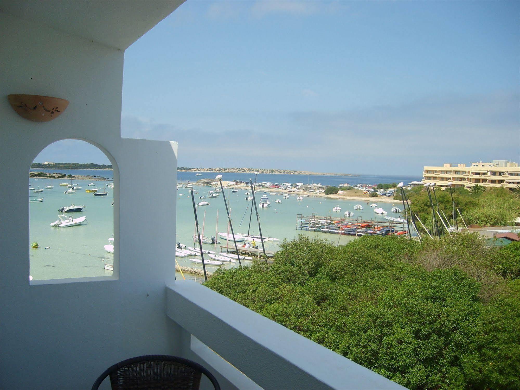 Apartamentos Sabina Playa La Savina  Εξωτερικό φωτογραφία